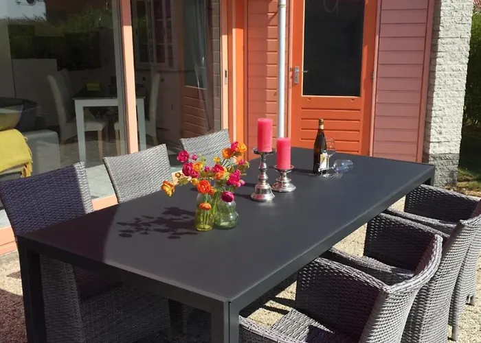 Am Mit Kamin & Sauna - Seestern 251 Юлианадорп