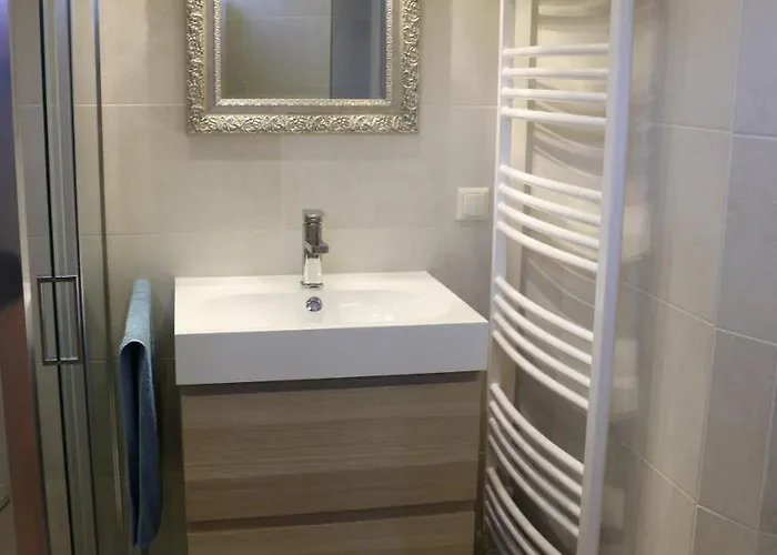 Am Mit Kamin & Sauna - Seestern 251 Юлианадорп