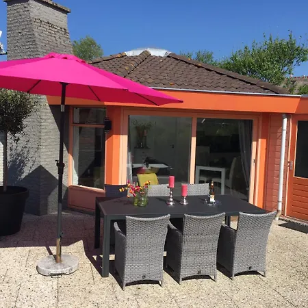 Am Mit Kamin & Sauna - Seestern 251 Vakantiehuis *